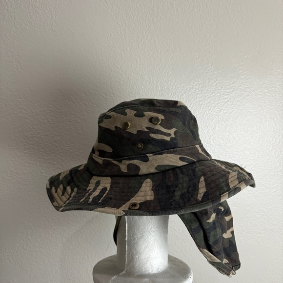 Camo Bucket Hat Size 59 - Picture 4 of 6